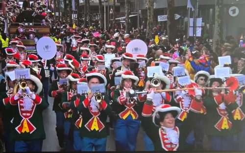 25d2c2b9-ed21-4dd0-b790-9edf5a41d00c